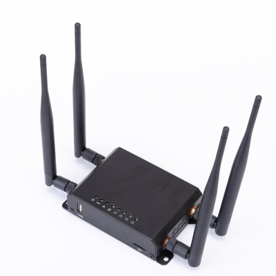 WiFi роутер ZBT WE826-T2 с модемом Quectel EC25