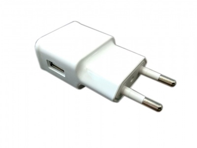 Адаптер питания USB ISA EP-TA90EWE 5V/9V 2A Адаптер питания USB ISA EP-TA90EWE 5V/9V 2A