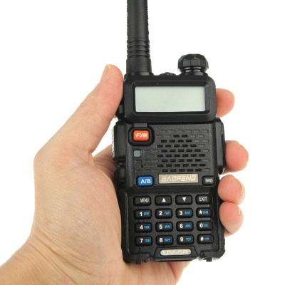 Baofeng UV-5R 5W портативная VHF/UHF рация